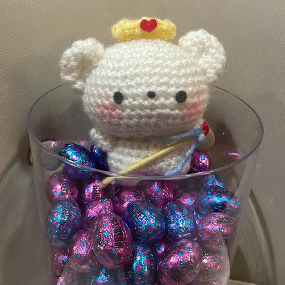 Crochet Bear Queen of Hearts - Picture 6 of 6